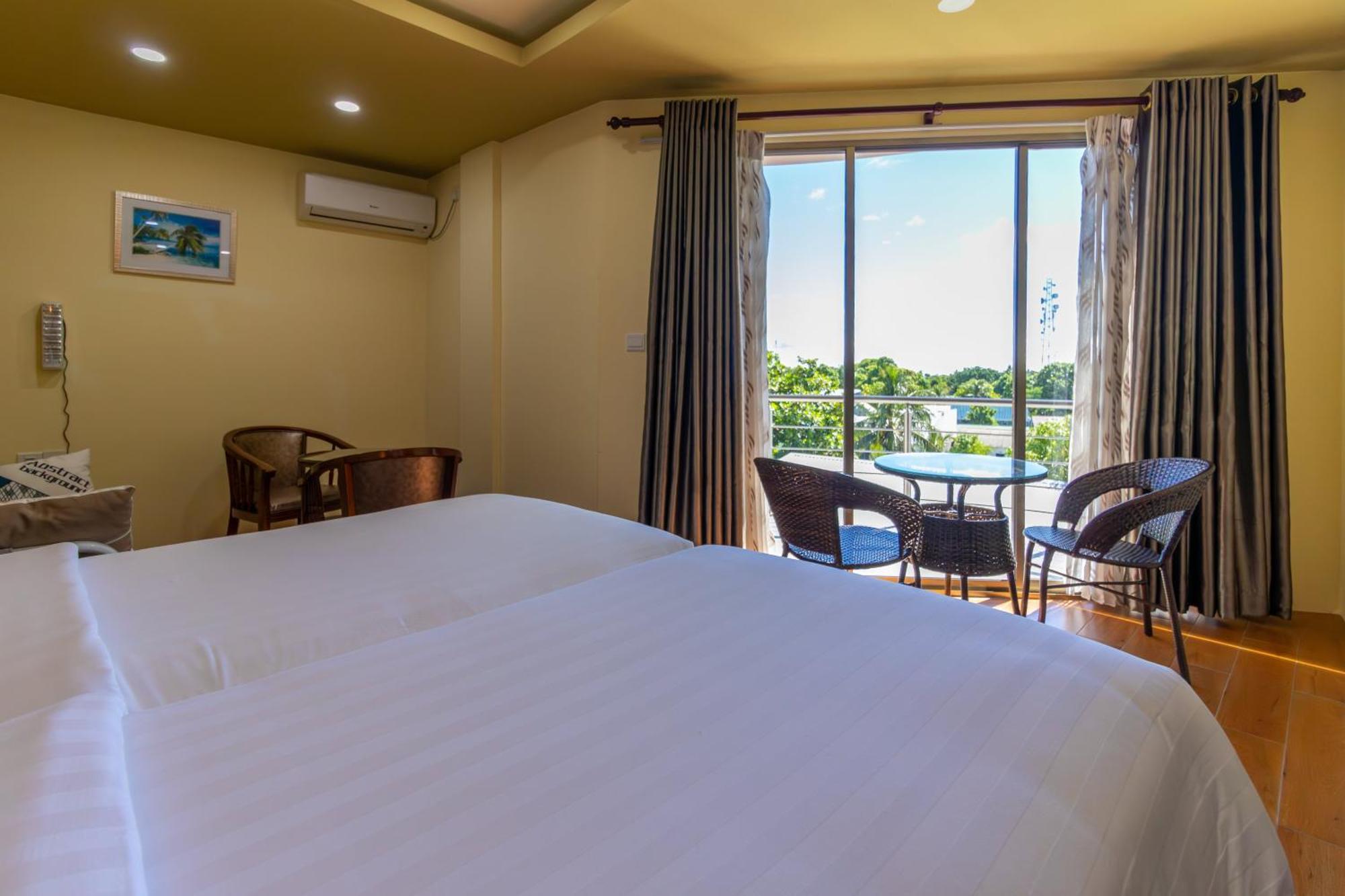 Blue Wave Hotel Maldives- Same Sea, Same Sand Same Sun Like Resorts Kudahuvadhoo Exterior photo